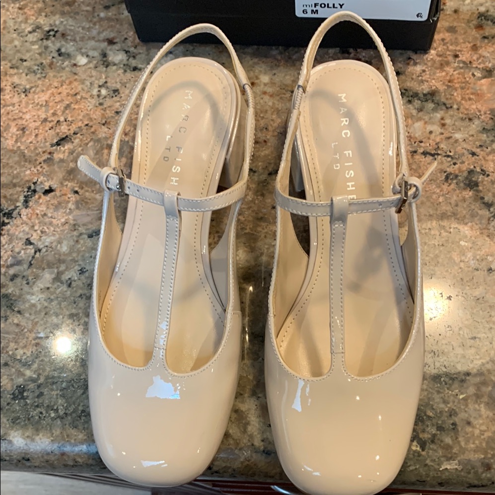 Marc Fisher Cream Heels Classic Design